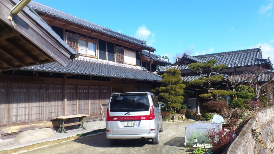 Property building, Day