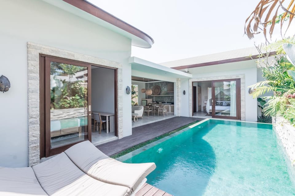 Patio, Day, Living room, Seating area, Dining area, Bedroom, Pool view, Swimming pool, Swimming pool, sunbed