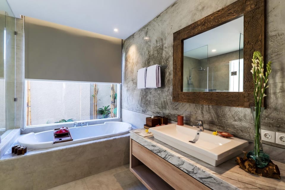 Shower, Toilet, Bathroom, Bath, towels