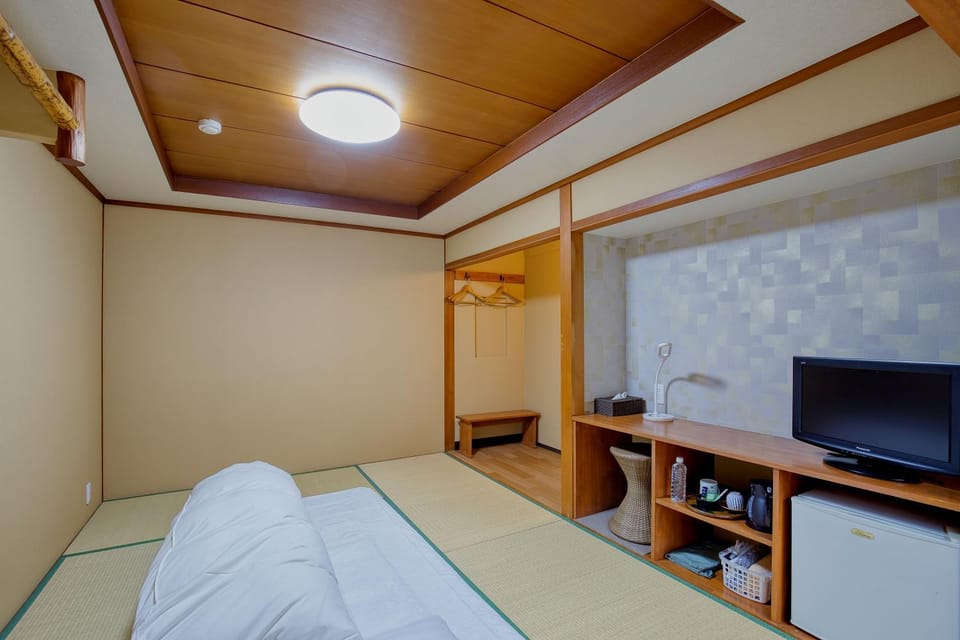 Katsuzakikan Ryokan in Kanazawa