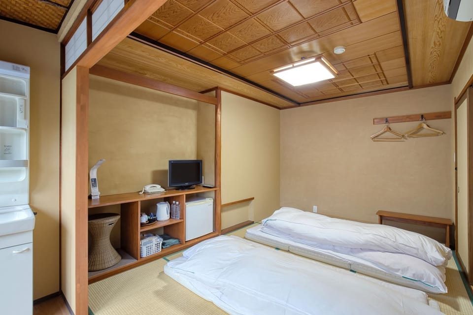 Katsuzakikan Ryokan in Kanazawa