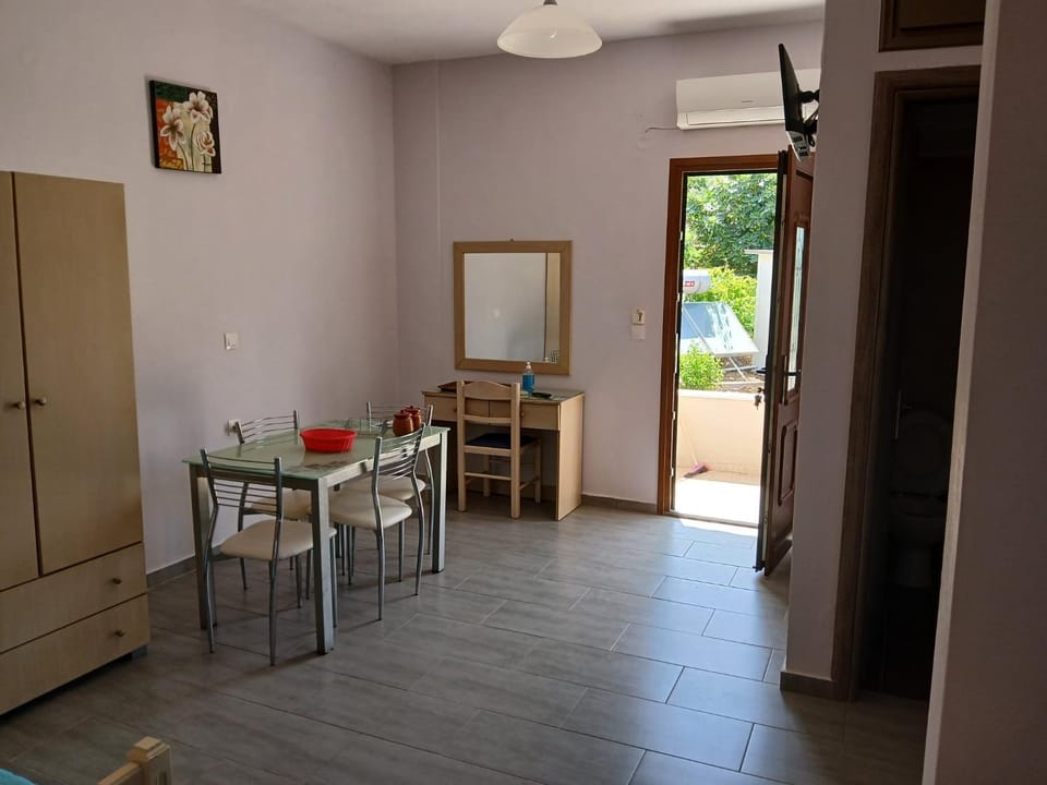 Vassilis Studios Apartment in Decentralized Administration of the Aegean