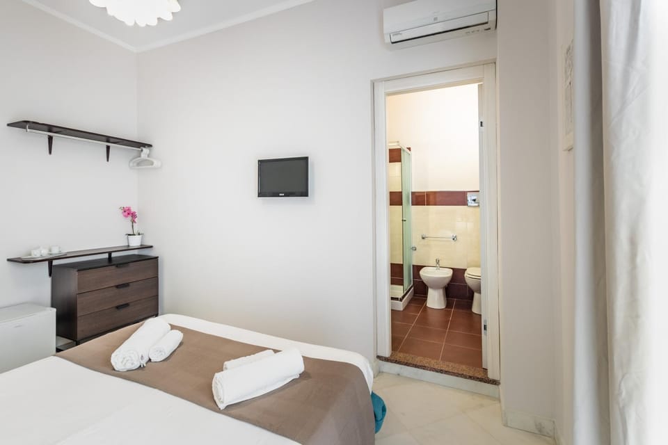Bed, Bathroom, Bedroom, towels, air conditioner