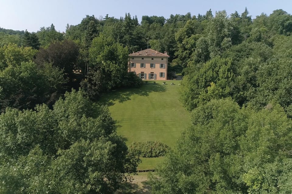 Property building, Bird's eye view, Garden, View (from property/room), Garden view