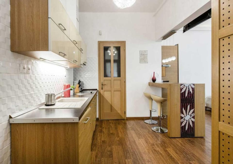 Communal kitchen, kitchen