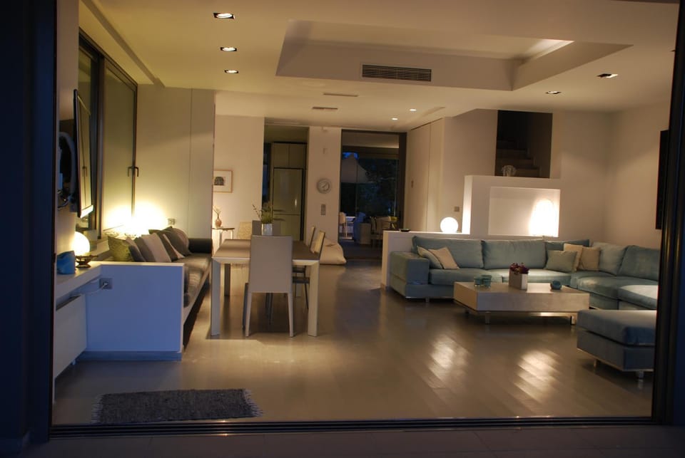 Night, Decorative detail, Dining area, On site, Family