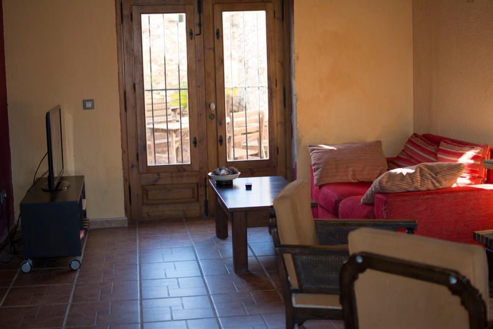 Communal lounge/ TV room