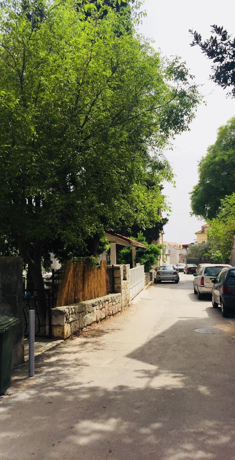 Property building, Facade/entrance, Spring, Day, On site, Street view