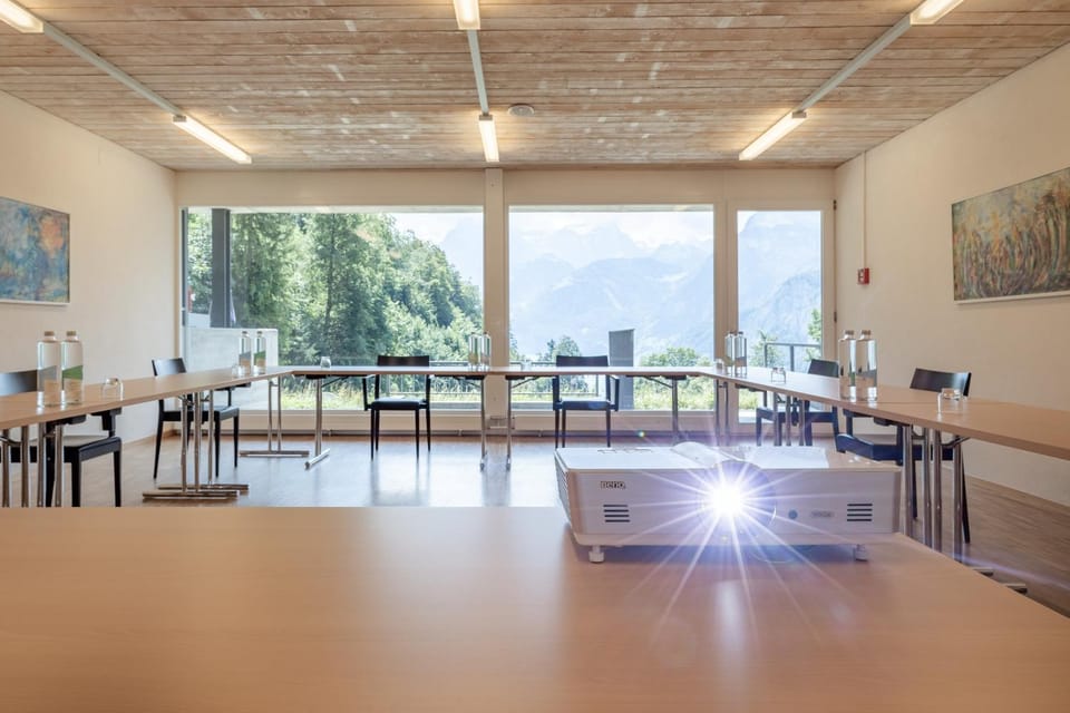Meeting/conference room