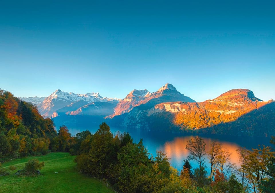 Restaurant/places to eat, Natural landscape, Mountain view