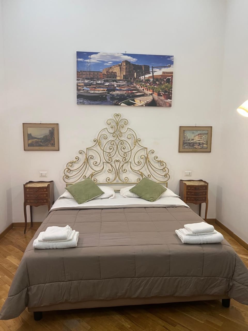 Di Palma Suite Bed and Breakfast in Naples