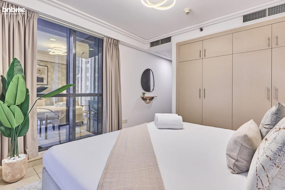 Bed, Photo of the whole room, Bedroom, towels, wardrobe, air conditioner