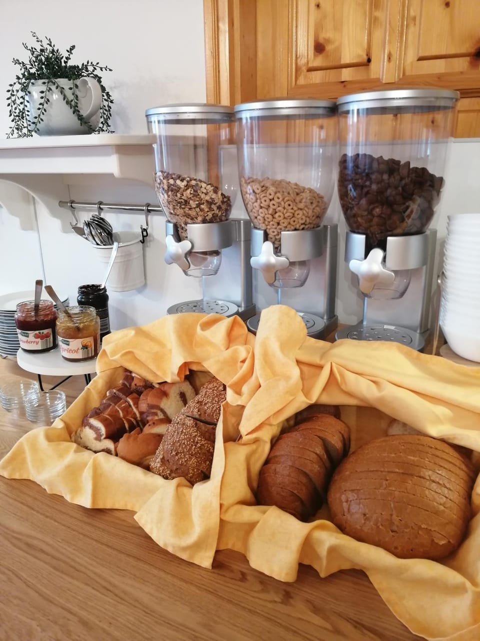 Food and drinks, Buffet breakfast