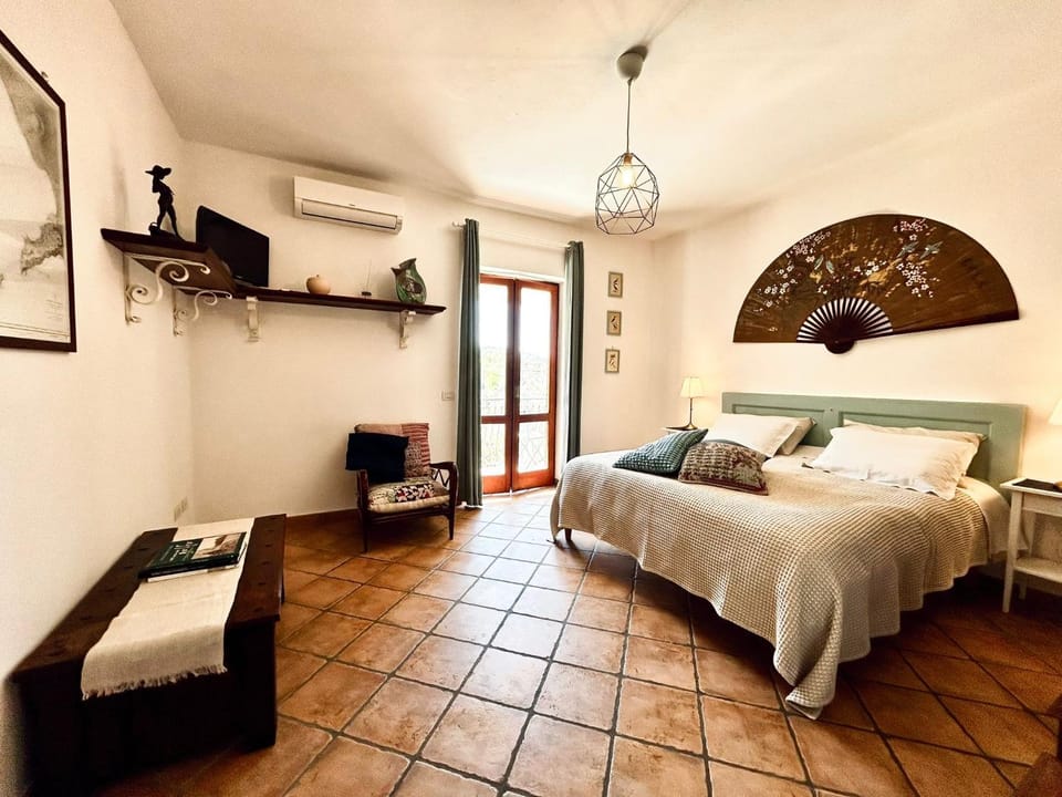 Domus Ars Home & Jacuzzi Bed and Breakfast in Massa Lubrense