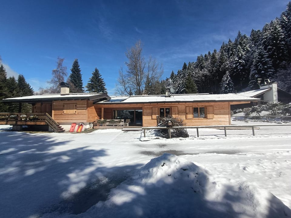 Property building, Winter