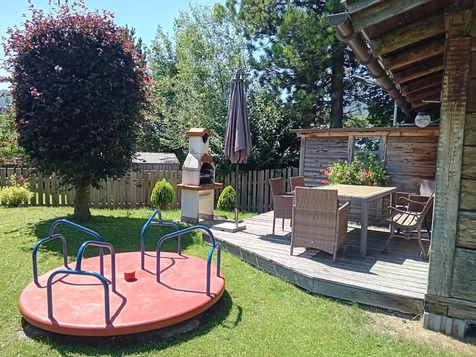 BBQ facilities, Children play ground