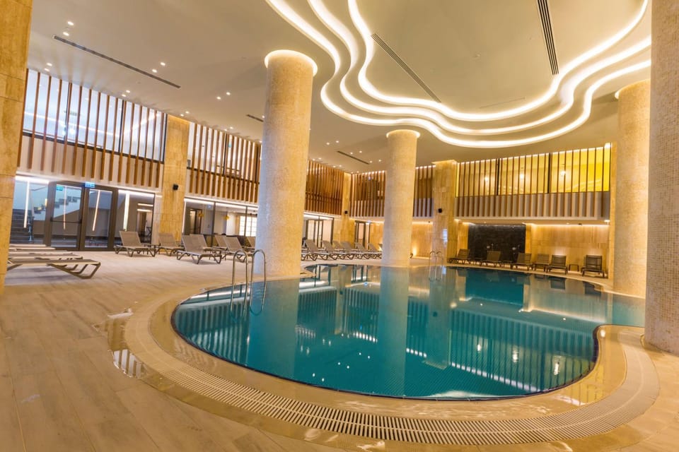 Activities, On site, Pool view, Swimming pool