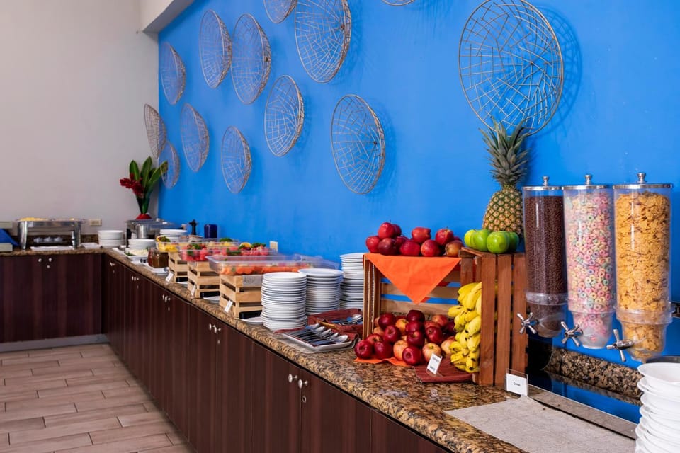 Breakfast, Buffet breakfast