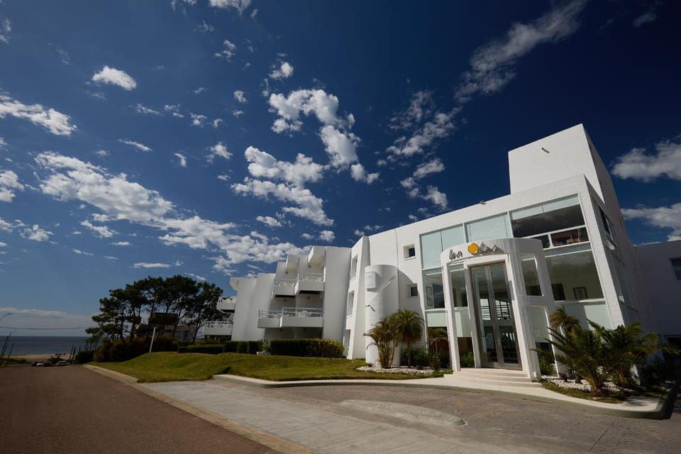 Property building, Day, Natural landscape