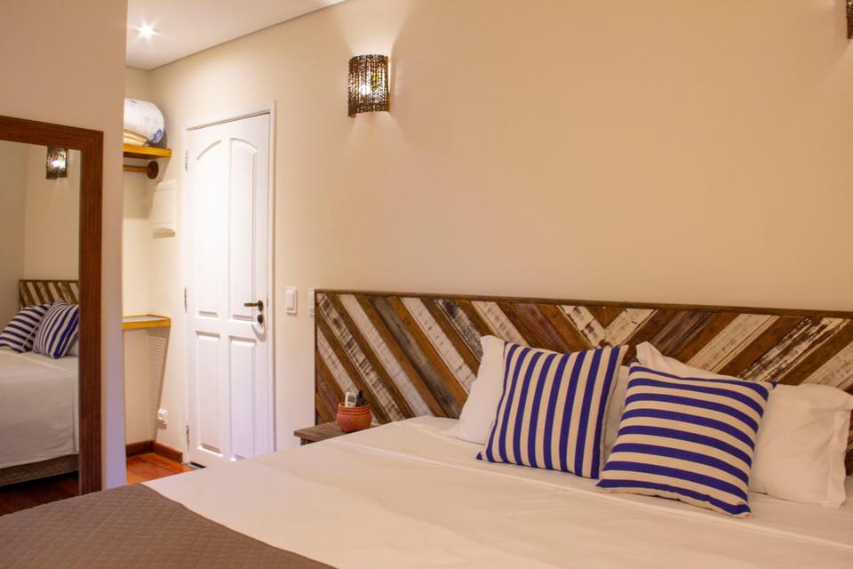 Toilet, Bed, Bathroom, Photo of the whole room, Bedroom, On site, Area and facilities