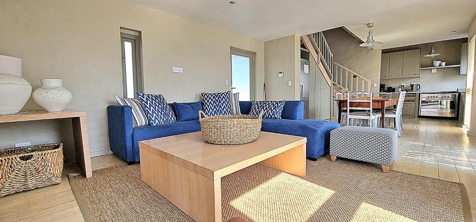 Living room, kitchen