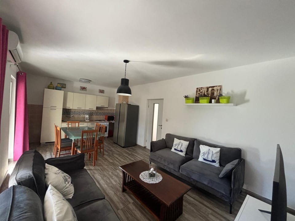 Daniela Apartment in Zadar County