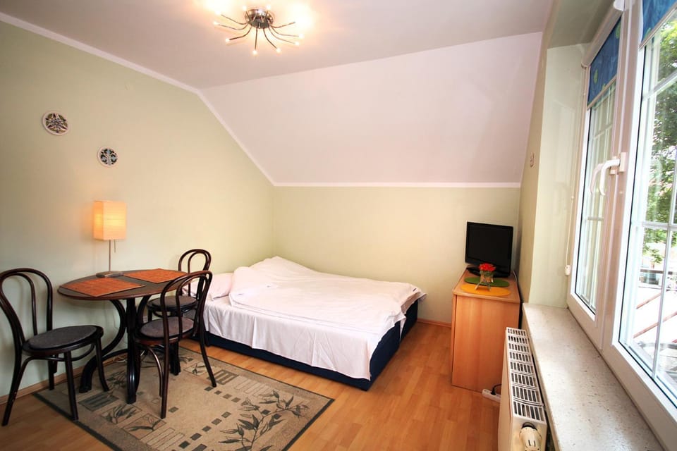 TV and multimedia, Balcony/Terrace, Kitchen or kitchenette