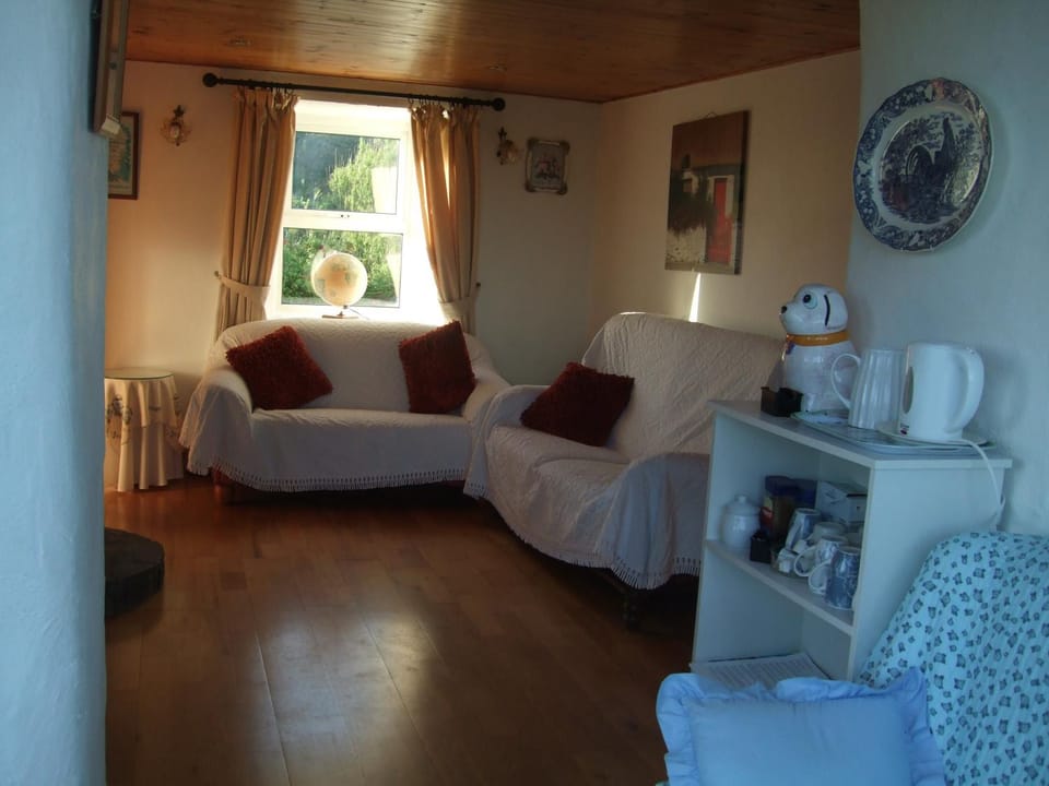 Reenmore Farmhouse Bed and Breakfast in County Cork