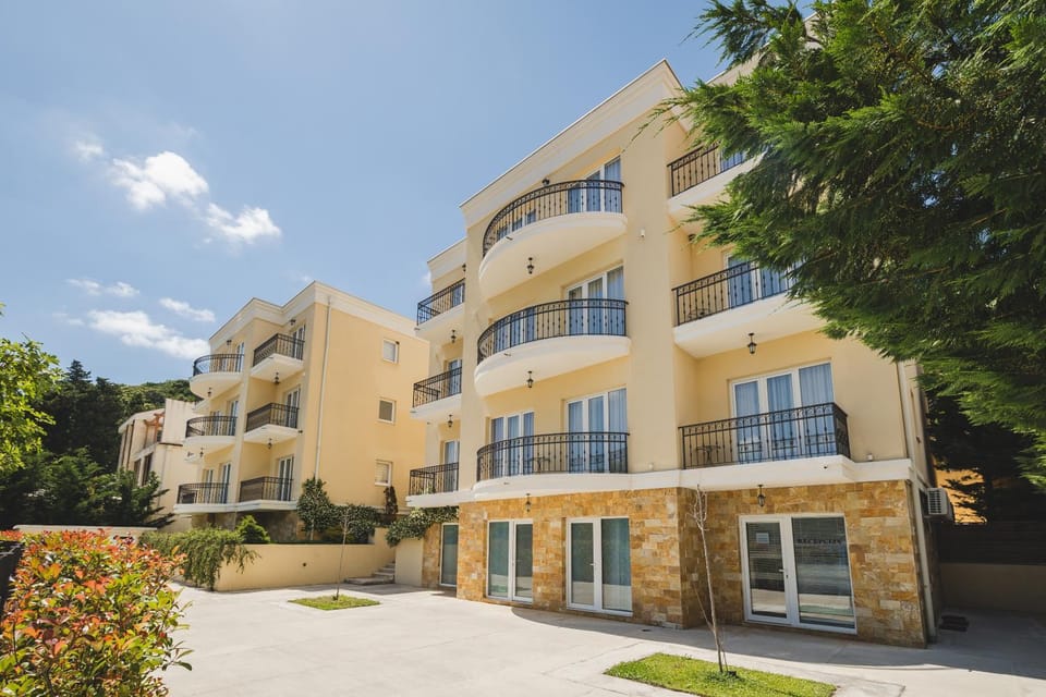 Property building, Day, Parking