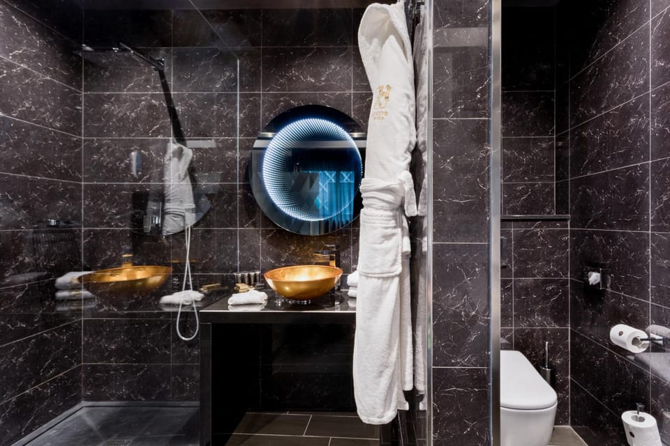 Shower, Toilet, Bathroom