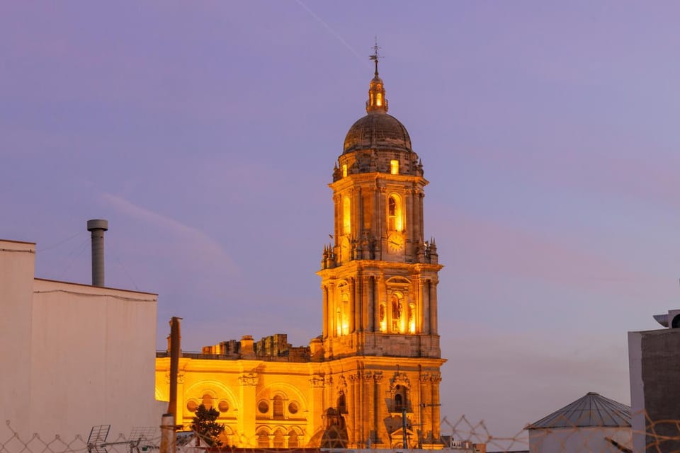 Nearby landmark, Landmark view