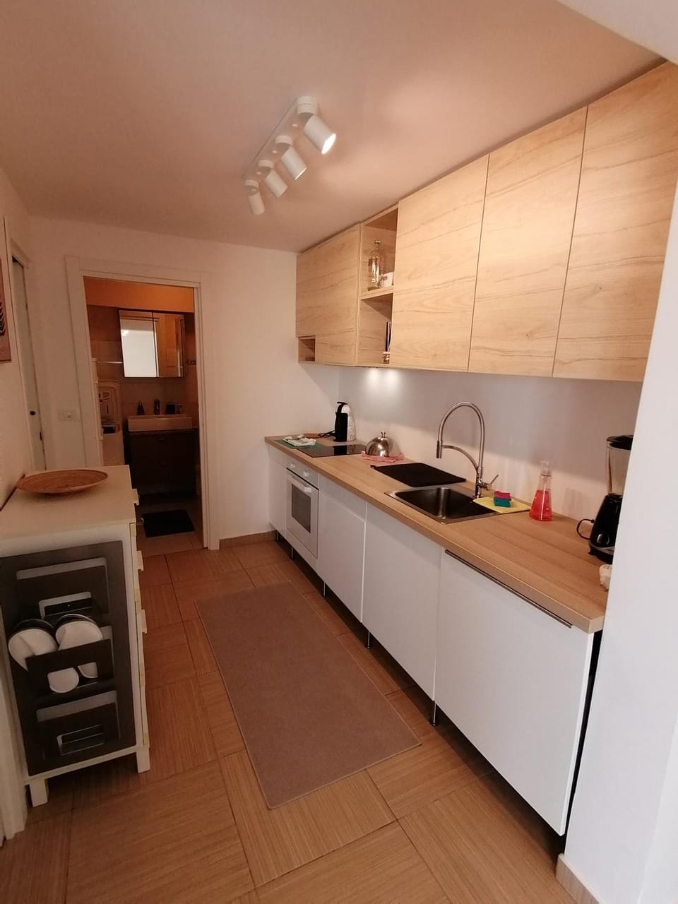 Kitchen or kitchenette