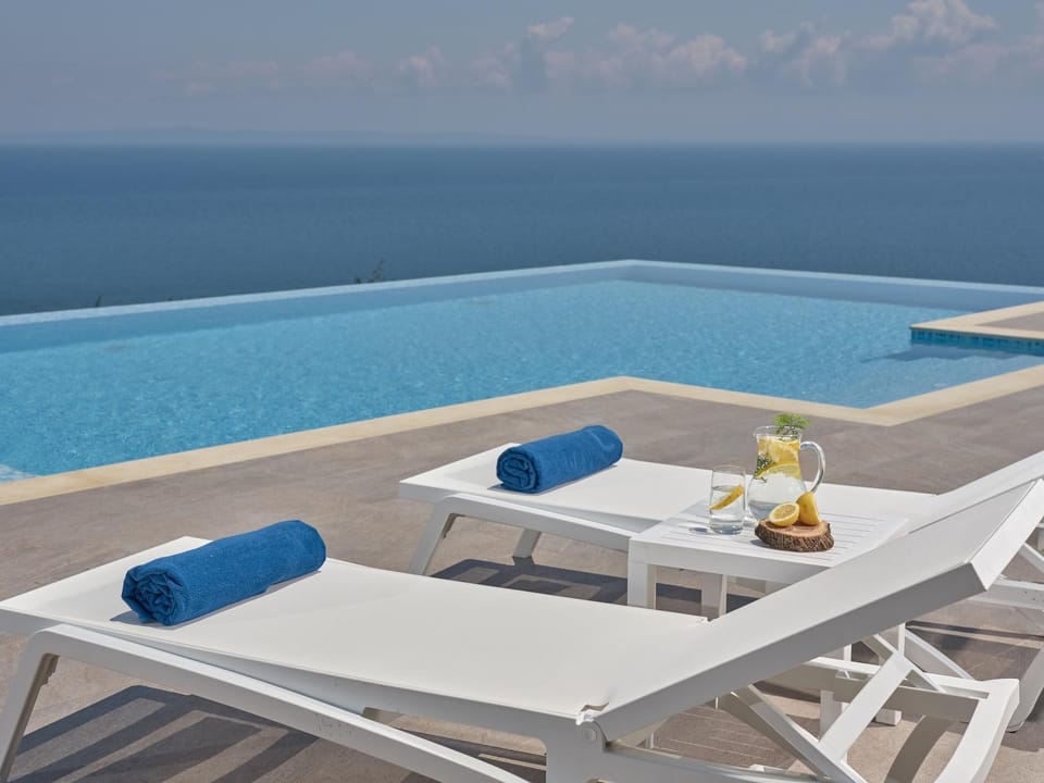 Garden view, Pool view, Sea view, Swimming pool