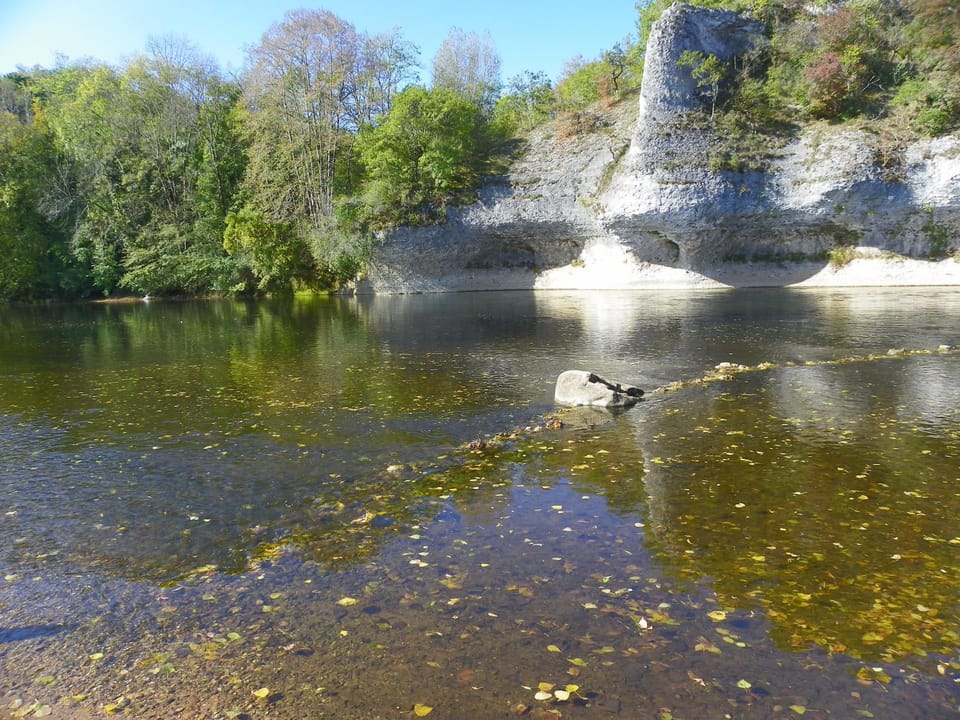 Camping Paradis le Rocher de la Granelle Campground/ 
RV Resort in Le Bugue