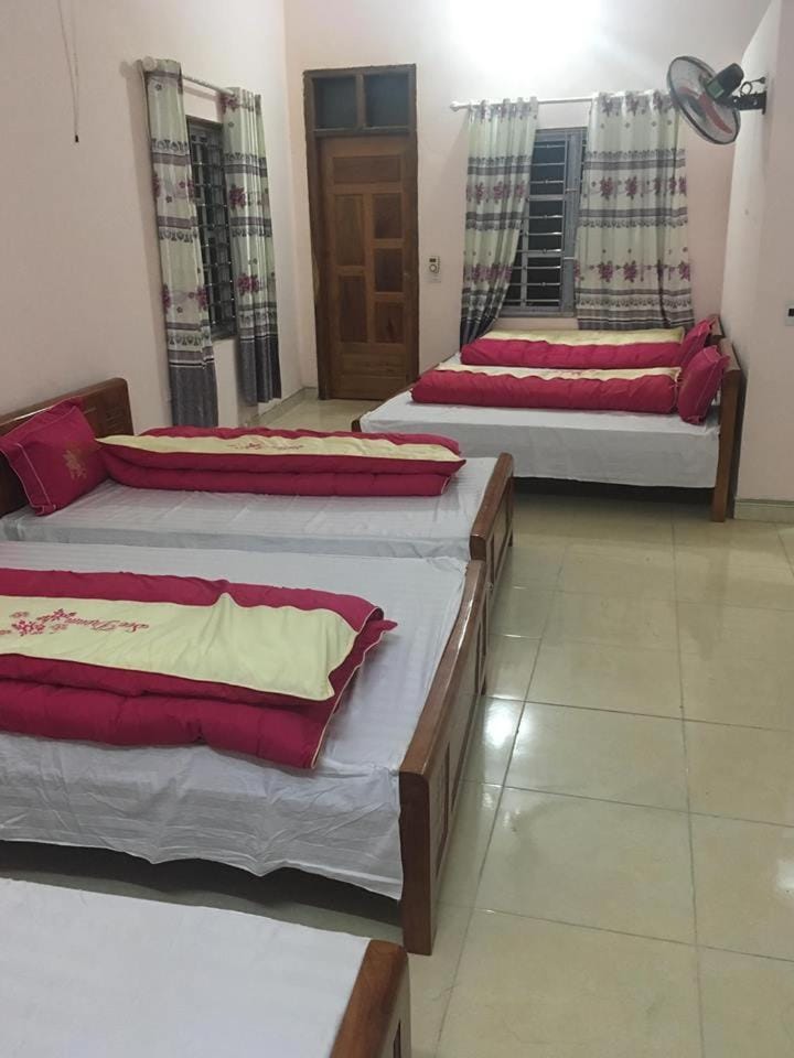 Lung Ho motel Bed and Breakfast in Vietnam