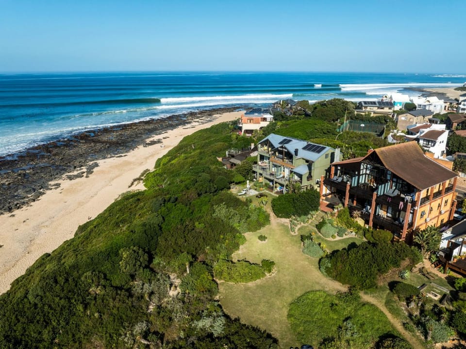Shaloha Guesthouse on Supertubes Bed and Breakfast in Eastern Cape