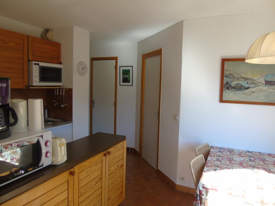 Confortable appartement avec balcon pour 4 pers. à Châtel - FR-1-198-122 Apartment in Châtel