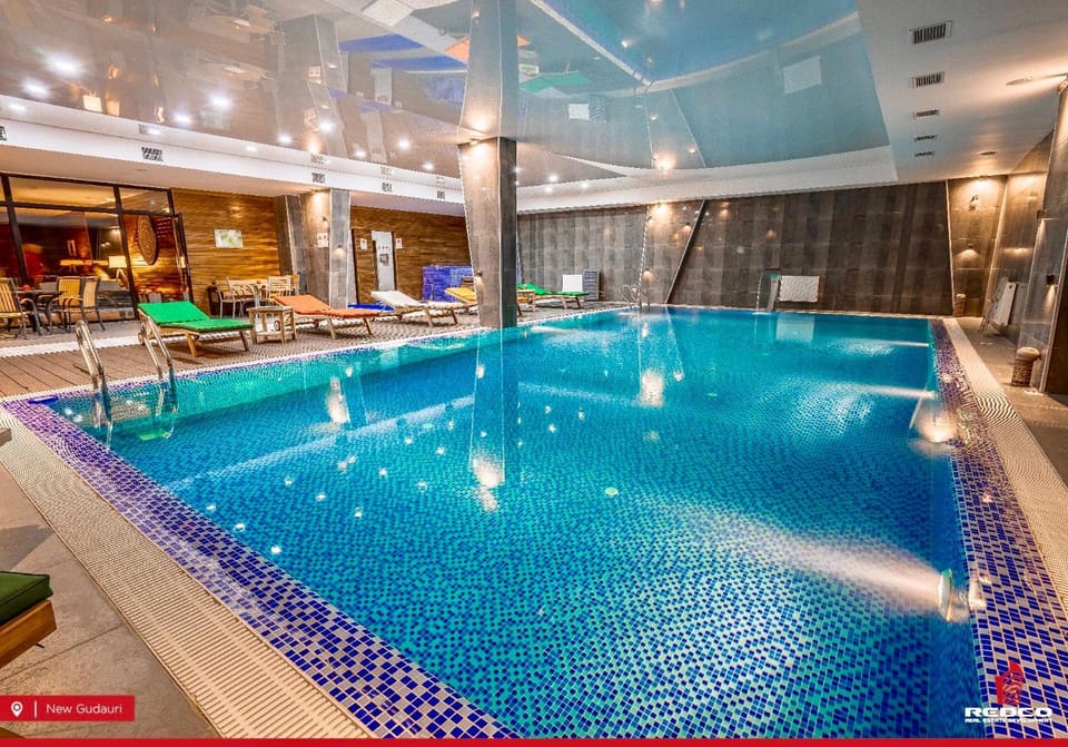 Hot Tub, Massage, Sauna, Spa and wellness centre/facilities, Decorative detail, Swimming pool