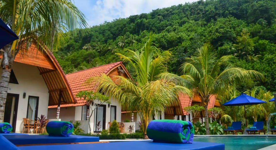 Pool view, Swimming pool