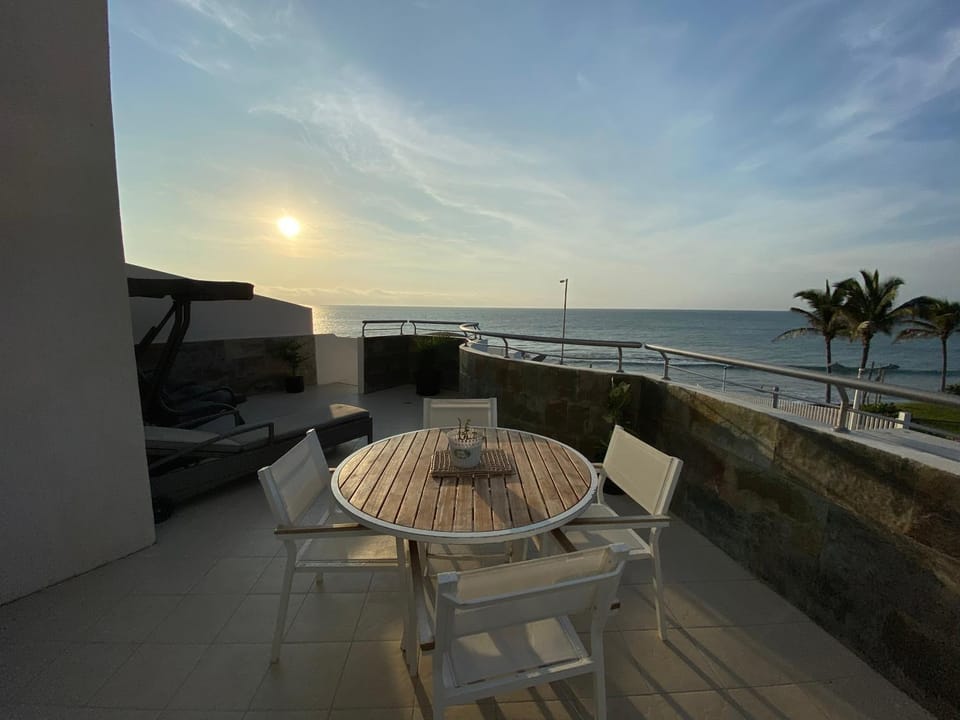Natural landscape, Balcony/Terrace, Sea view, Sunset