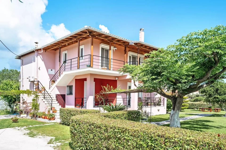 Property building, Garden, Garden view