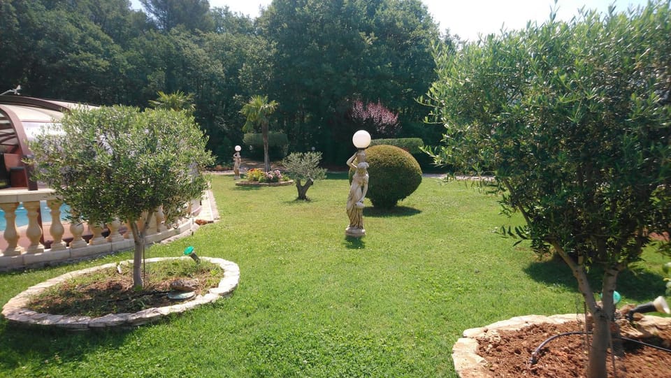 Garden, Other