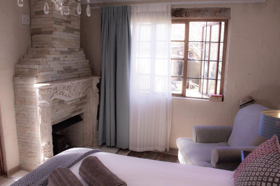 Day, Bedroom