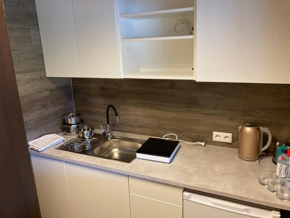 Coffee/tea facilities, Kitchen or kitchenette