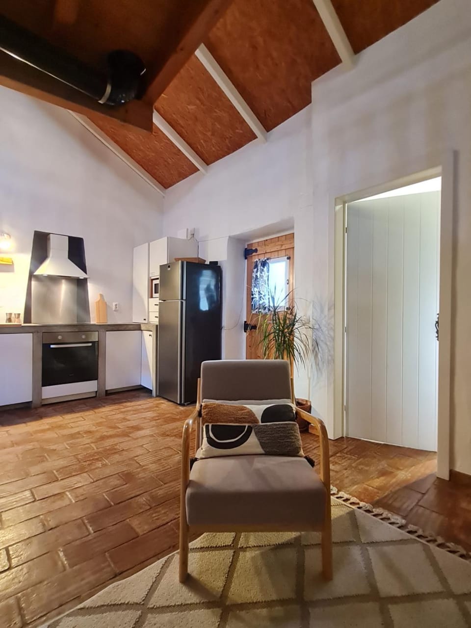 Kitchen or kitchenette, Living room