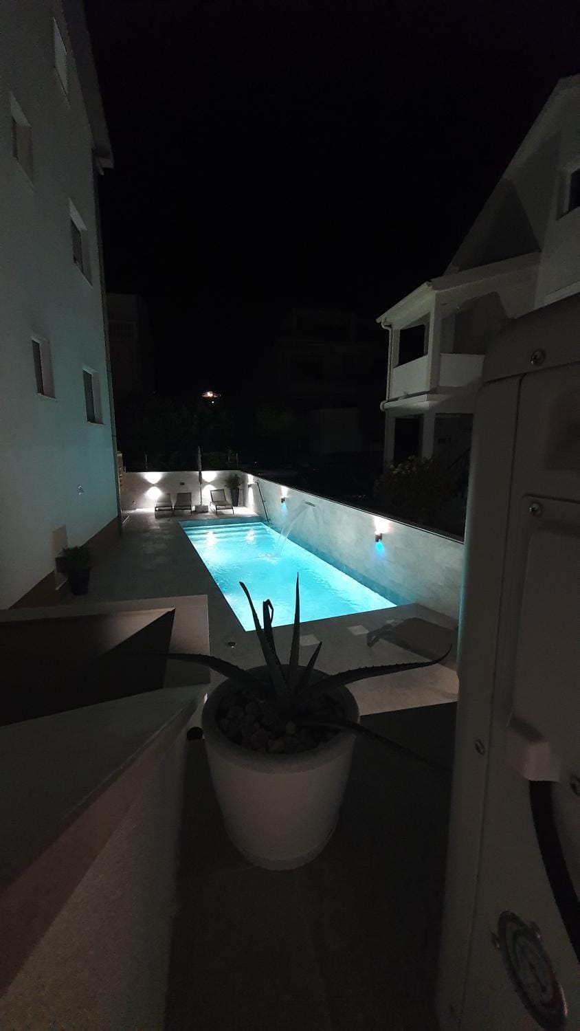 Apartment Villa Rina- Heated salt water Pool Apartment in Šibenik-Knin County, Croatia