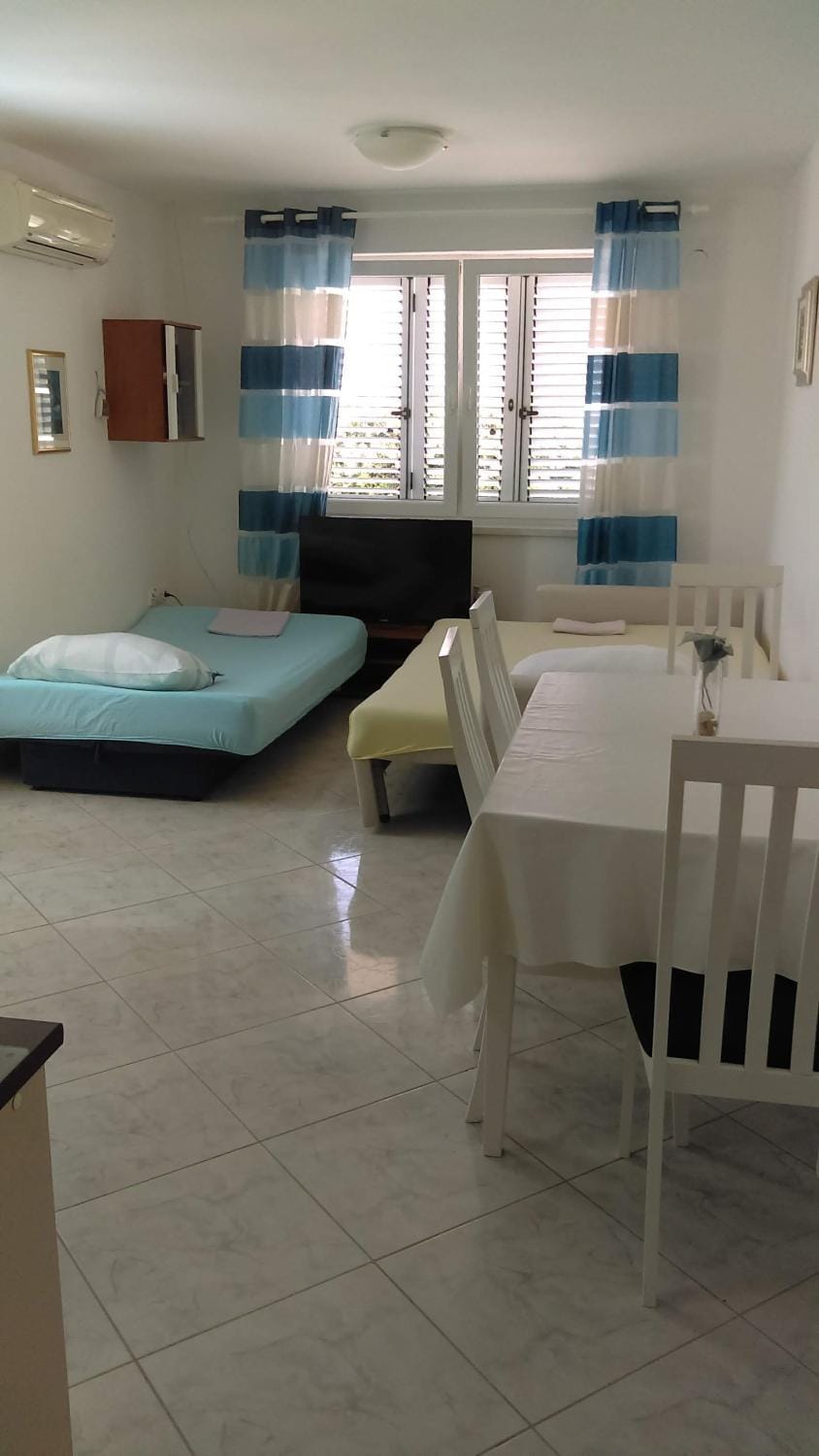 Apartments Diva Apartment in Novalja