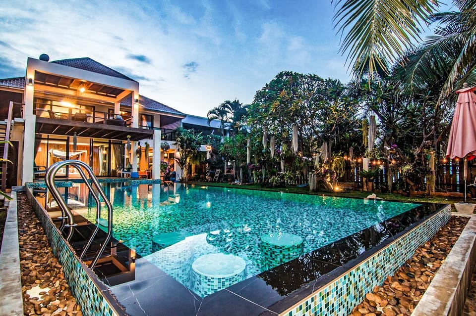 Property building, Swimming pool