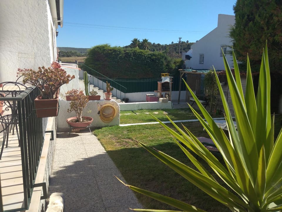 Casa Dos Cedros Country House in Setubal District
