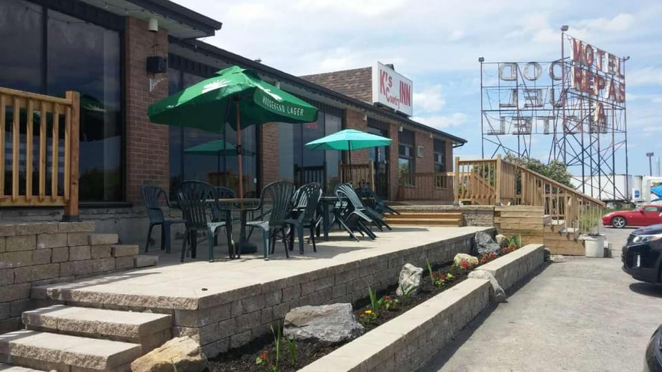 Patio, Day